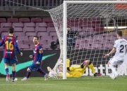 九游娱乐入口-马德里激战首回合，金球队长破门得分