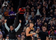 九游体育-阿伦完成绝杀，喜获胜利保级