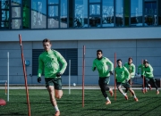 9you娱乐-沃尔夫斯堡球员团结一致，力争冲进前四