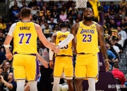 九游娱乐首页-詹姆斯32分引领湖人队击败掘金队