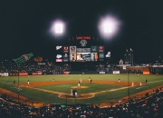 九游体育-国王君临，武切维奇在铁血活塞坟场加冕大场面先生