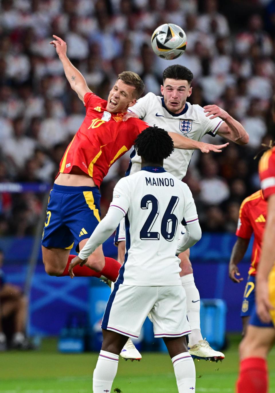 包含英格兰联赛:球队实力进步,赛场激战纷呈的词条 包含英格兰联赛:球队实力进步,赛场激战纷呈的词条