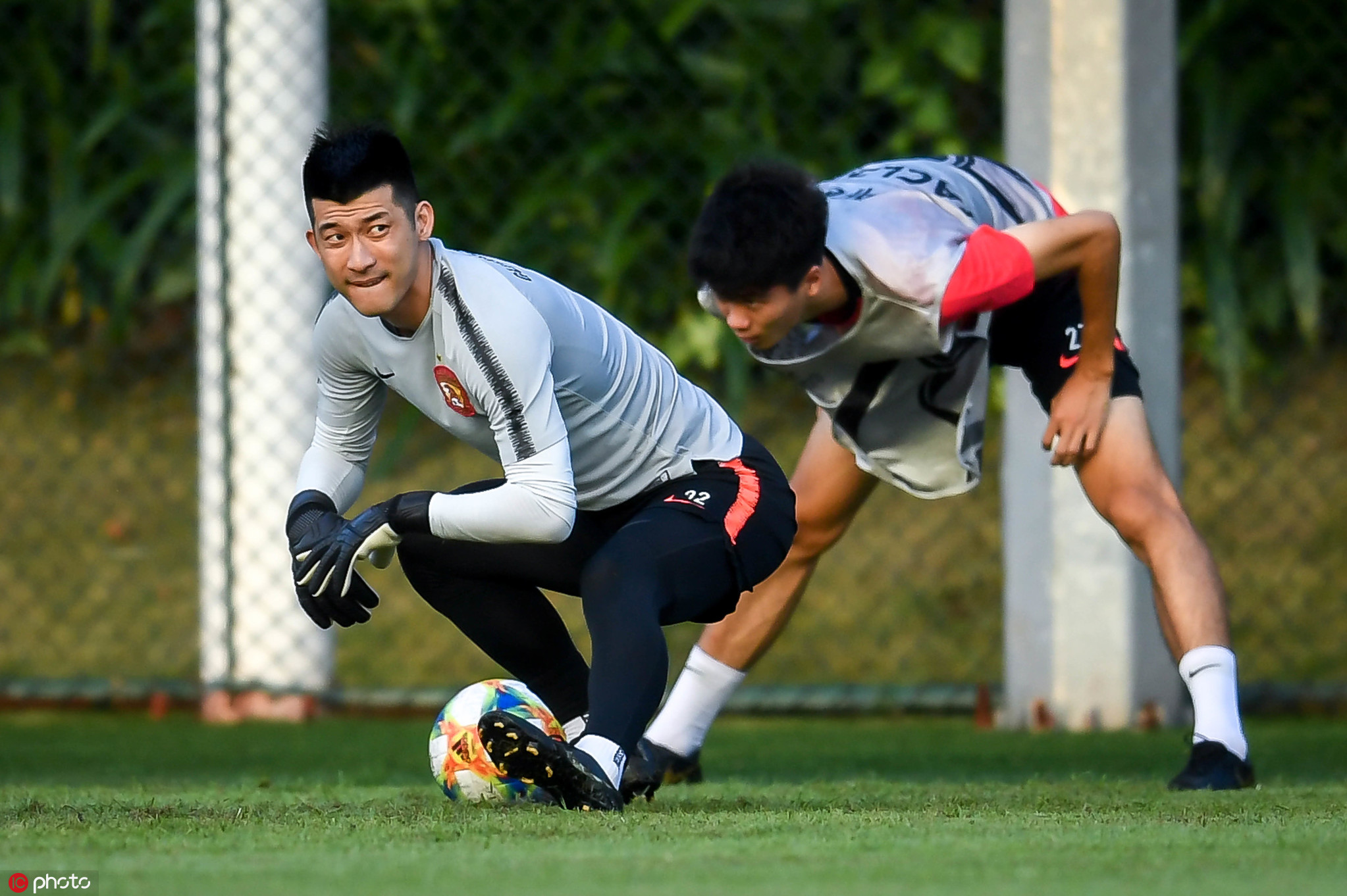 包含广州恒大备战亚冠/决赛，集训磨合备战的词条