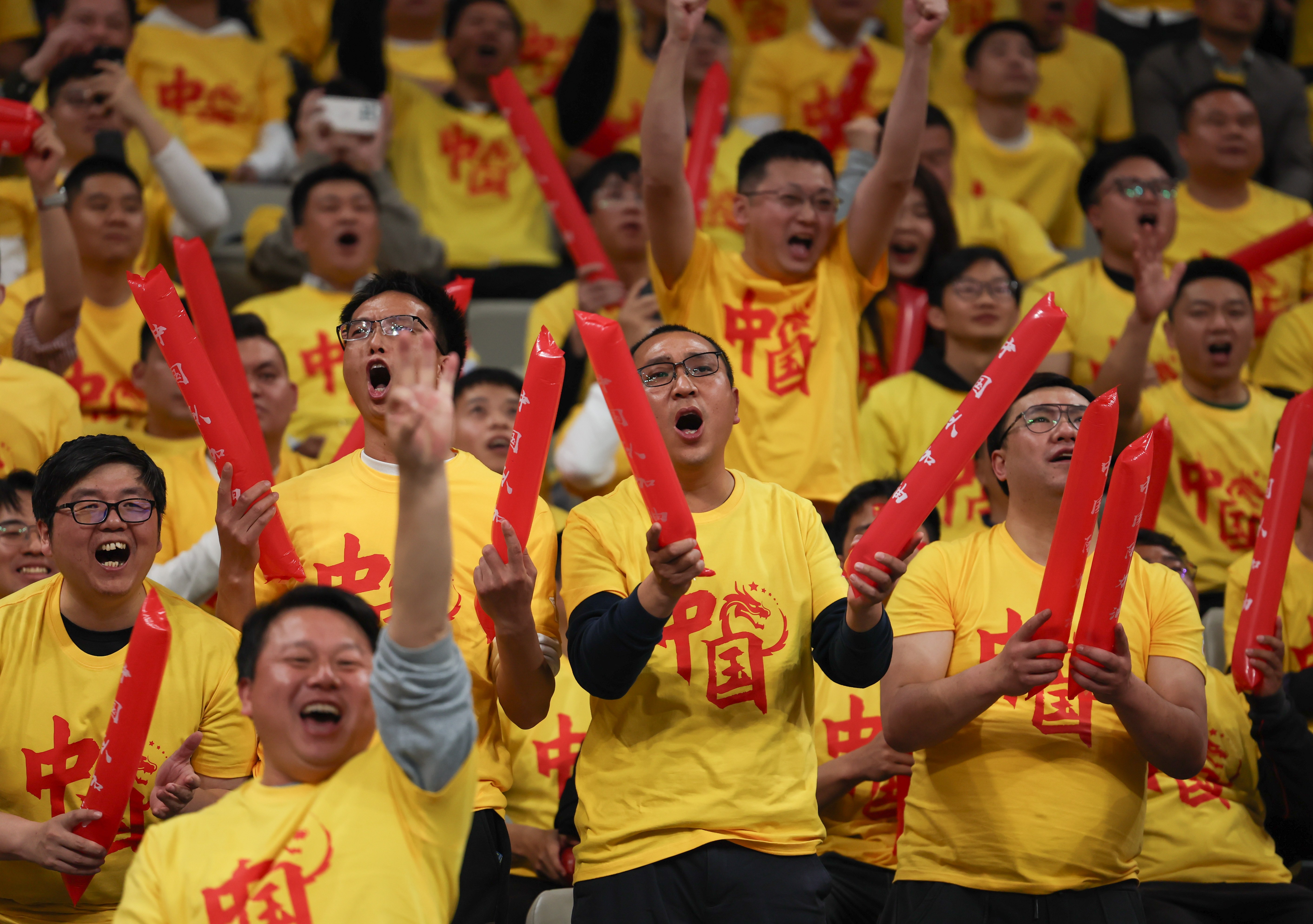 比赛中球队表现抢眼，赢得广大支持