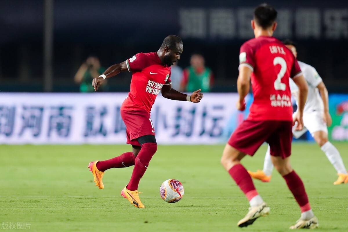 包含申花连续两战告负,下滑至中游位置的词条 包含申花连续两战告负,下滑至中游位置的词条