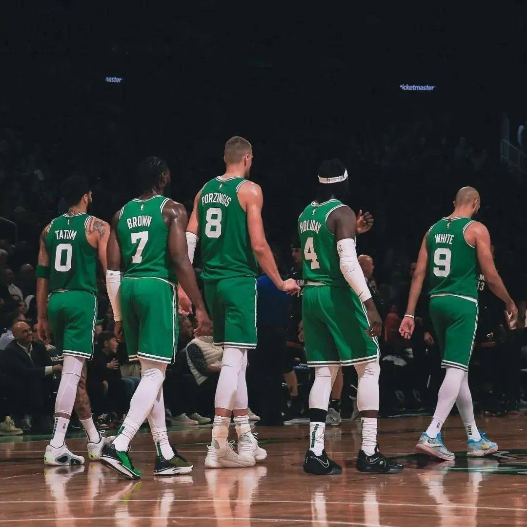 球队阵容再添强援，冲击总冠军霸权