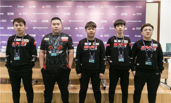 包含汉堡SV战胜对手，主场庆祝重要胜利的词条