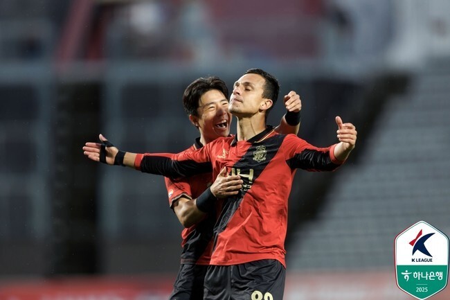 外援神助：首尔FC比击败水原三星蓝翼的简单介绍