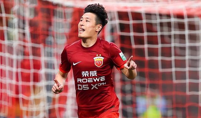 上港连胜创历史纪录，稳坐榜首