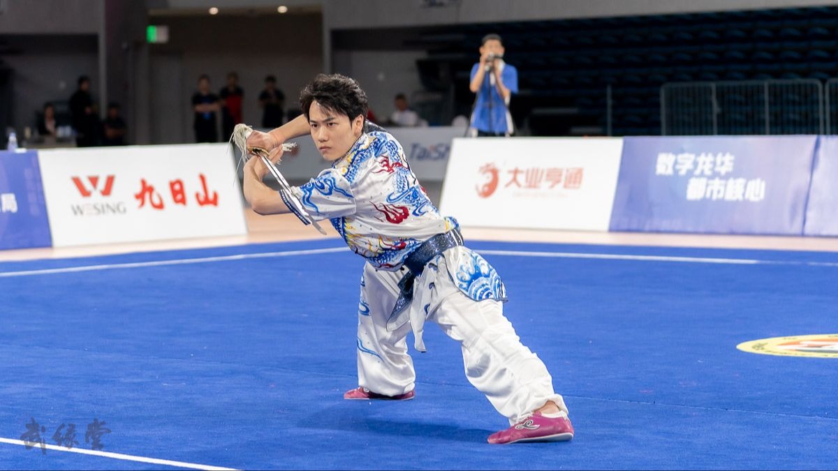 武术选手身手敏捷绝技惊现 武术选手身手敏捷绝技惊现