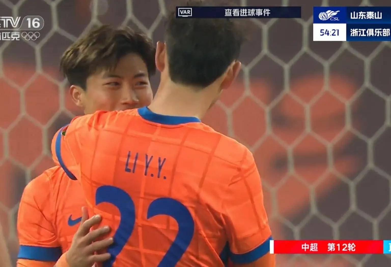 包含球队后防线稳固,成功挡住对手猛攻的词条 包含球队后防线稳固,成功挡住对手猛攻的词条