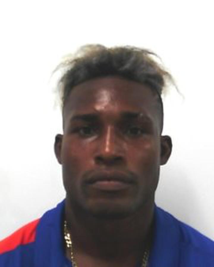 加纳柔道选手斗志昂扬，拿下男子重量级金牌