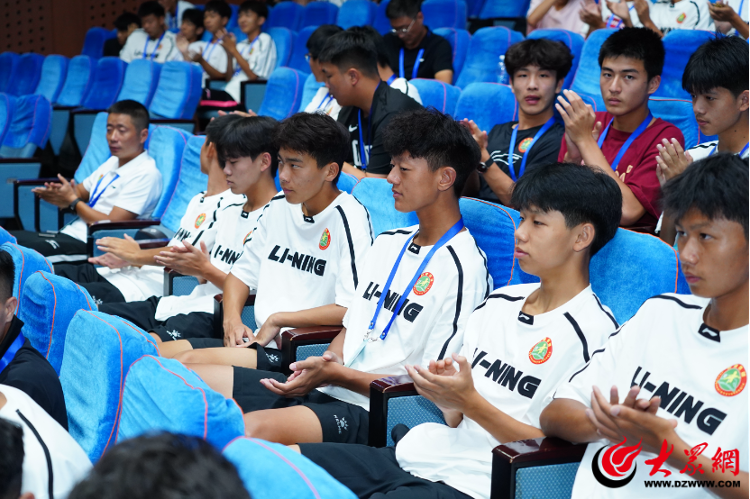 青少年足球培训夏令营课程揭晓 青少年足球培训夏令营课程揭晓