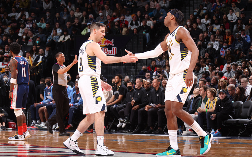 篮网横扫步行者，赢球背后的奥秘是什么