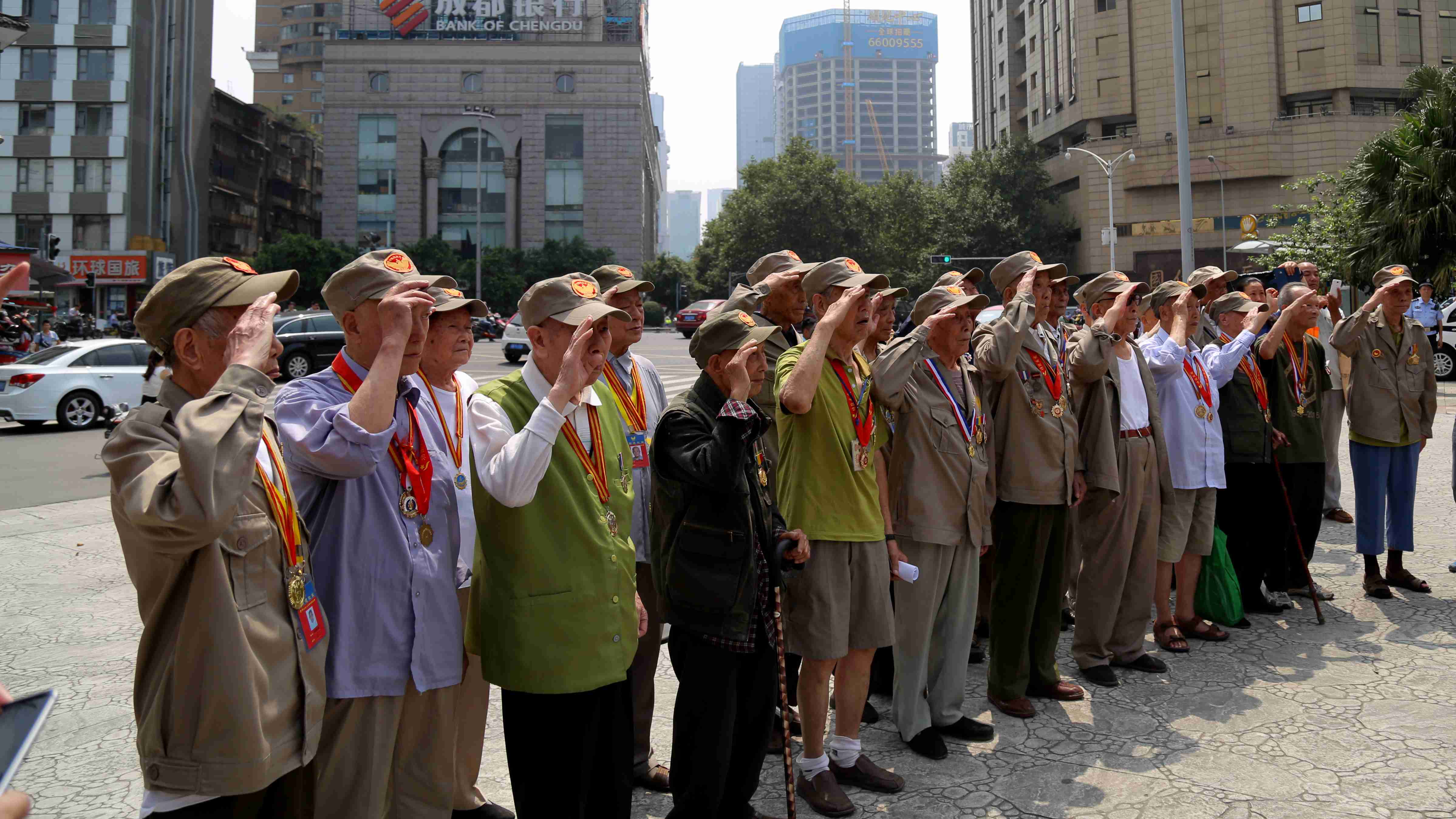 卡昂球员交流心得，合力向前力争胜利