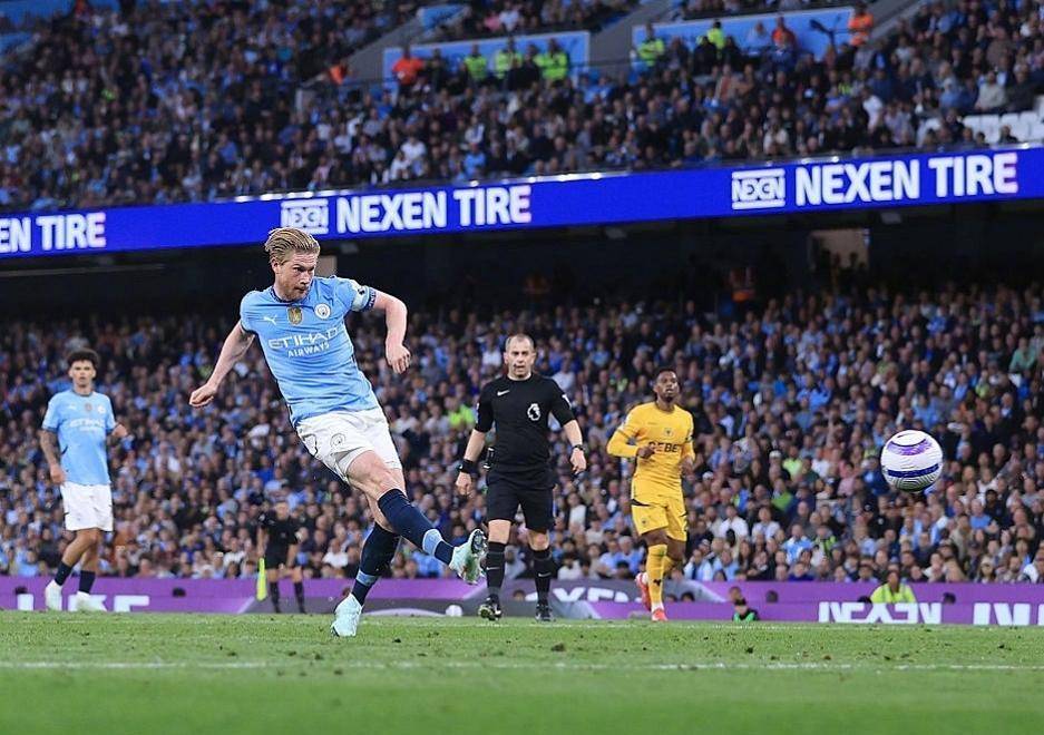 曼城豪取胜利,继续守住榜首位置 曼城豪取胜利,继续守住榜首位置