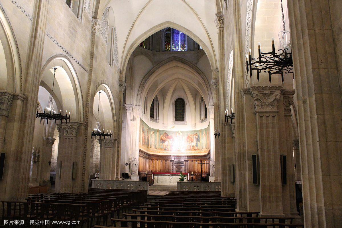 里昂主场大胜圣保罗,领先优势扩大 里昂主场大胜圣保罗,领先优势扩大