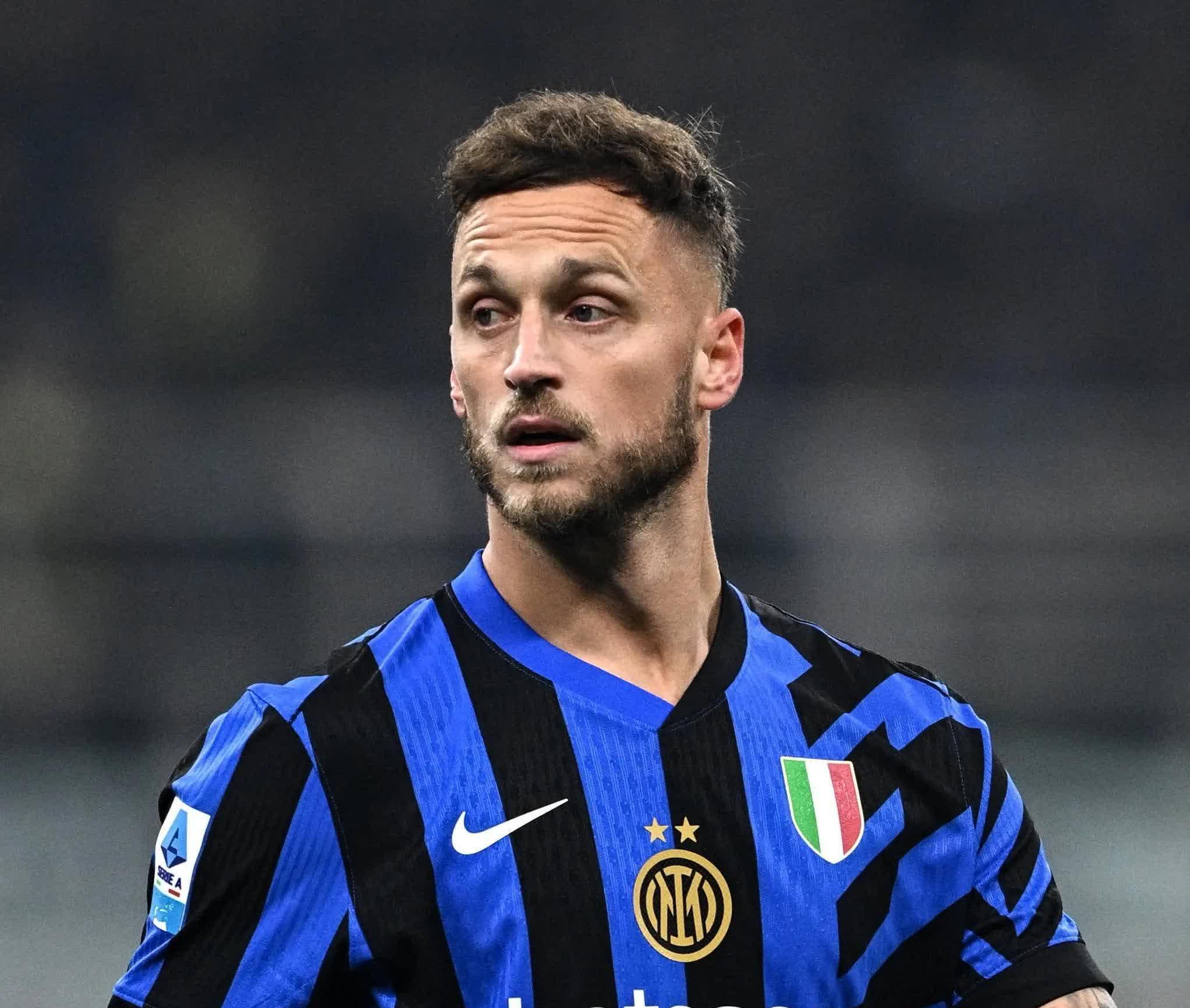 意大利足球传奇：国际米兰再度夺冠