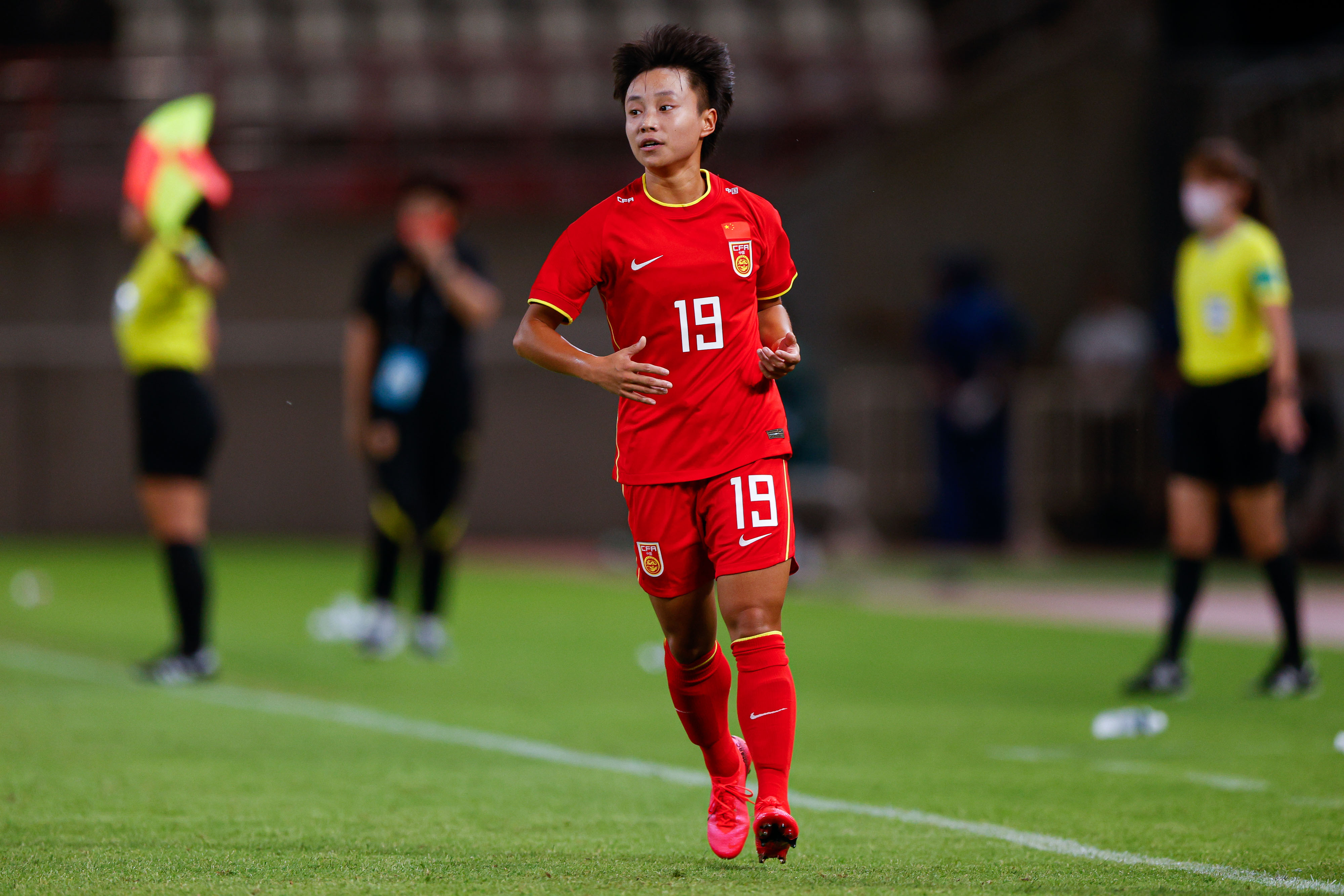 中国女足战队表现亮眼，获得锦标赛冠军