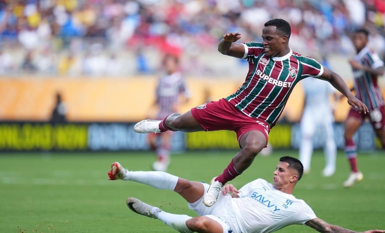 巴西乙级联赛:弗鲁米嫩塞夺冠 巴西乙级联赛:弗鲁米嫩塞夺冠