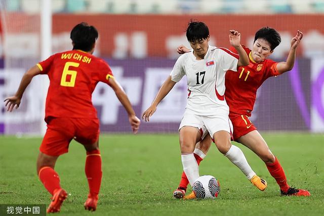 中国女足再次在国际赛事中崭露头角 中国女足再次在国际赛事中崭露头角