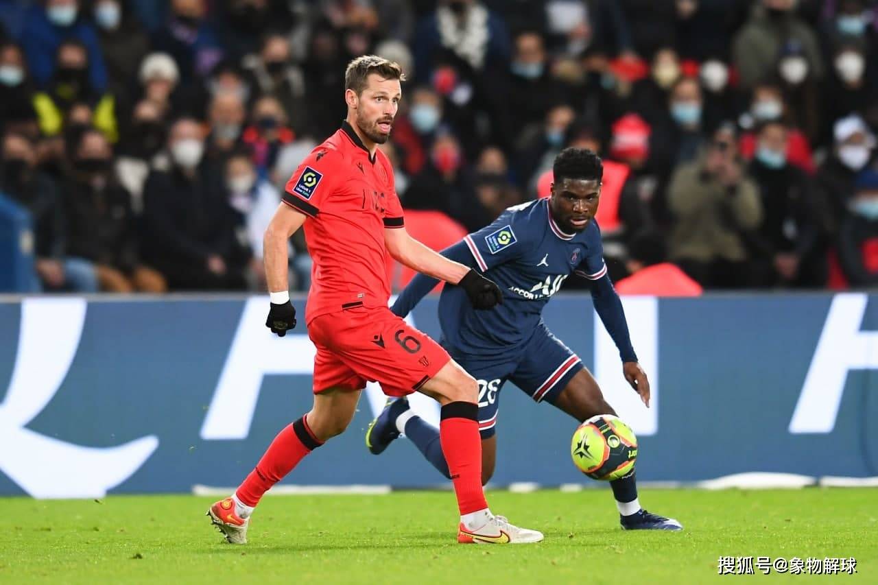 巴黎圣日耳曼客场取胜，瓦伦西亚获得突破