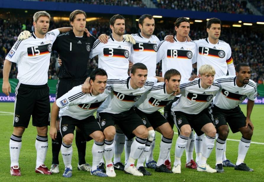 捷克队以小组第一身份晋级欧洲杯 捷克队以小组第一身份晋级欧洲杯