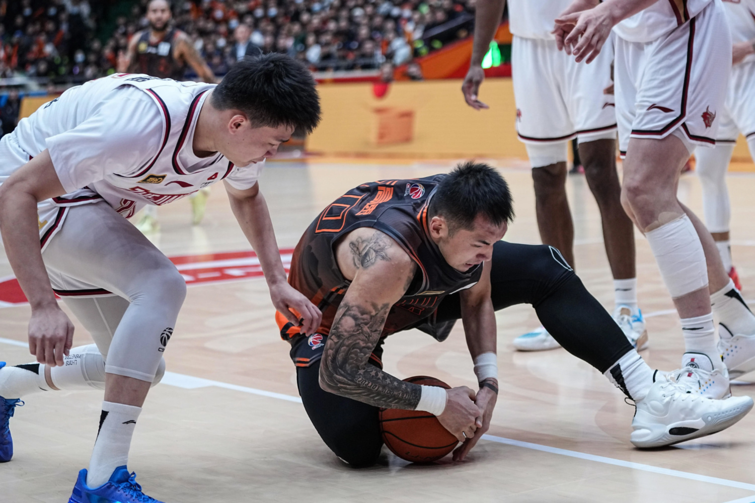 包含山西队翻盘灰熊,武切维奇关键制胜的词条 包含山西队翻盘灰熊,武切维奇关键制胜的词条